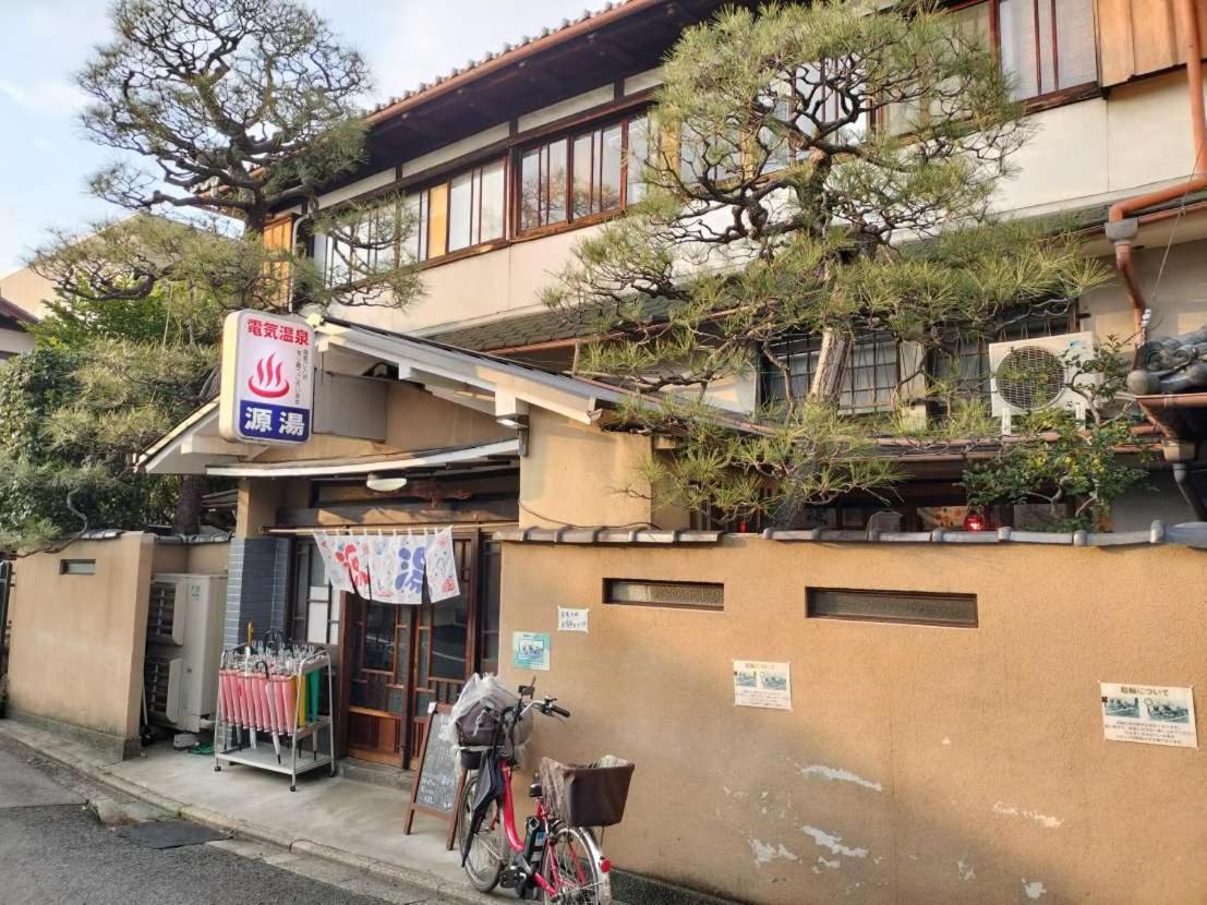 Retro Villa Fooga 昭和町屋貸切 風雅 Kinugasa Buitenkant foto